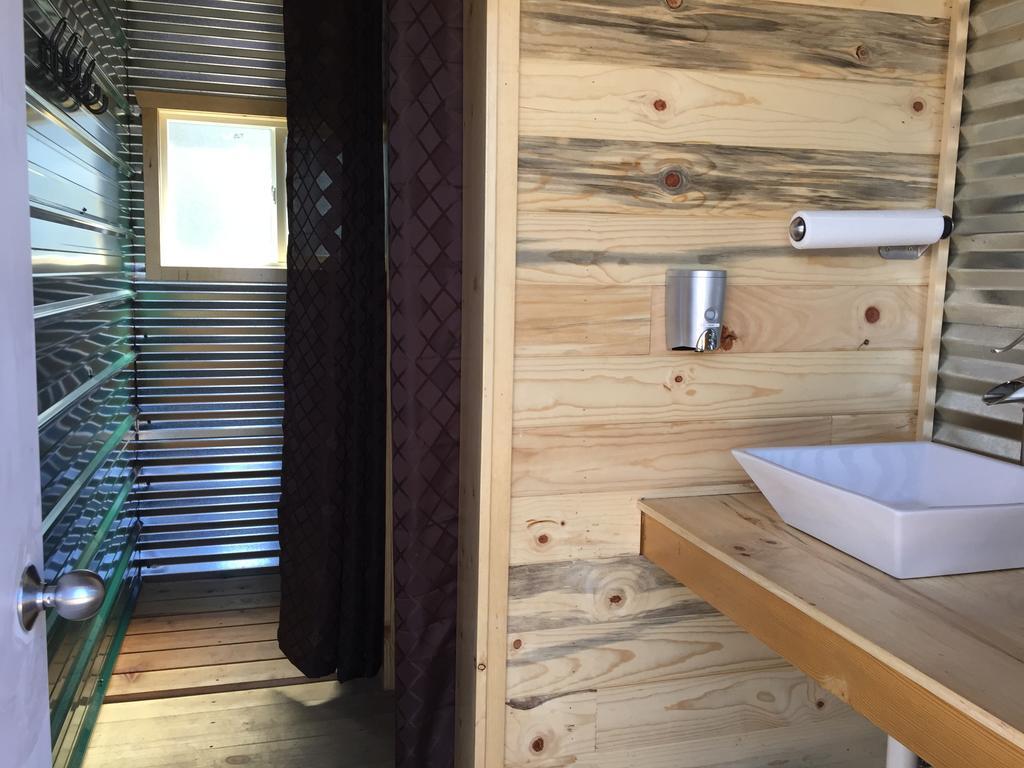 Lupine Cabin, Glamour Camping, Stunning Skies And Sunrise Views モンティセロ エクステリア 写真